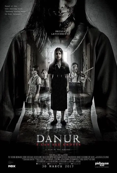 Lima Bangku Sengaja Dikosongi Pas Premiere Film ‘Danur’, Tapi Kata Prilly Sih Nggak Beneran ‘Kosong’ 6