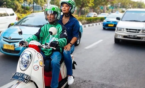Alasan Kenapa Cewek yang Langganan Ojek Online itu Lebih Istri-able, Jangan Bilang Mereka Manja! 15