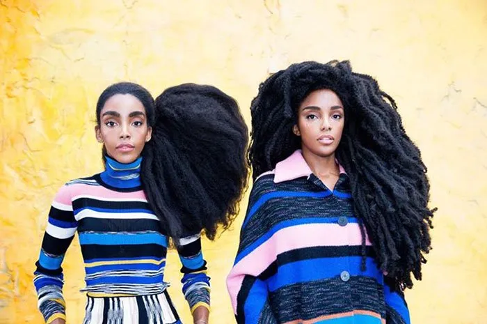 14 Foto Cewek Kembar Cantik Berambut Gimbal. Bukti Nyata Bahwa yang Rasta yang Berjaya 24