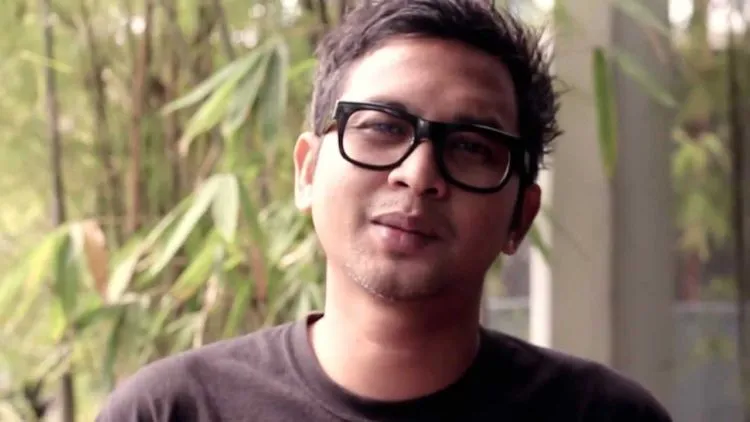 Tyas Mirasih Akhirnya Tunangan Lho, Berarti Ada 6 Mantan Keren yang Mesti Mengubur Masa Lalunya 8