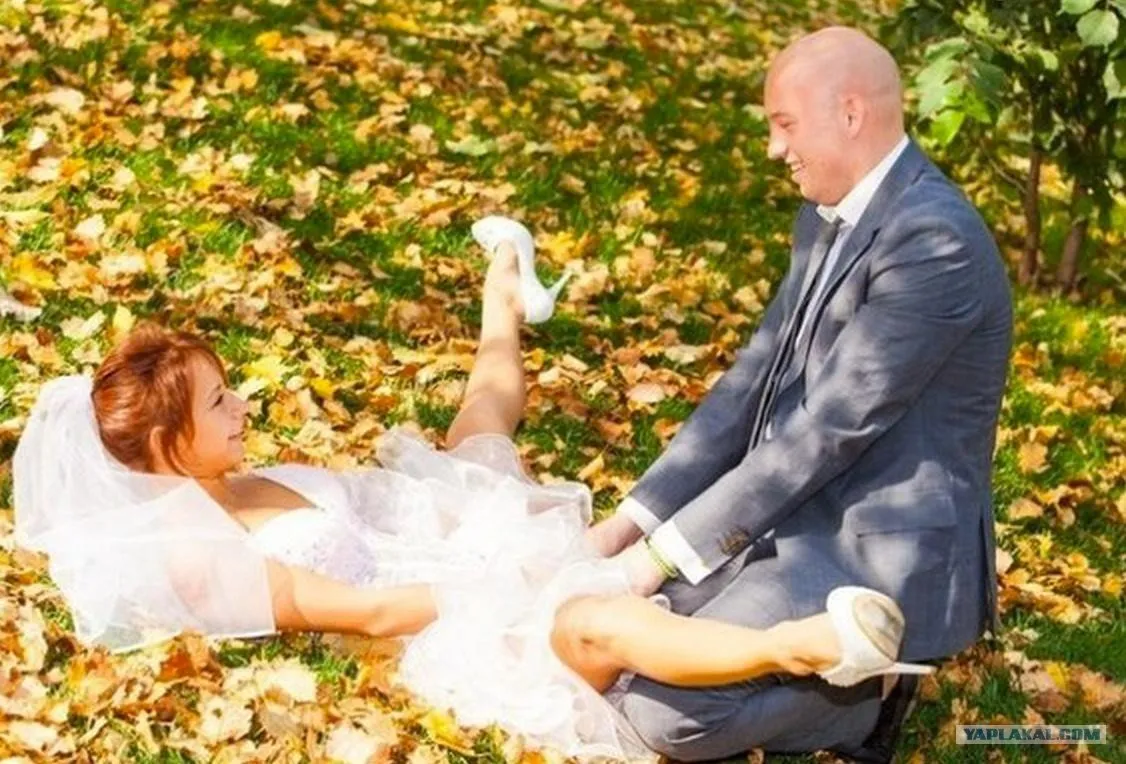 Kumpulan Foto Pre-wedding yang Aneh dan Mengancam Nyawa. Mau Nikah Aja Sampai Kayak Gini Banget Sih! 20