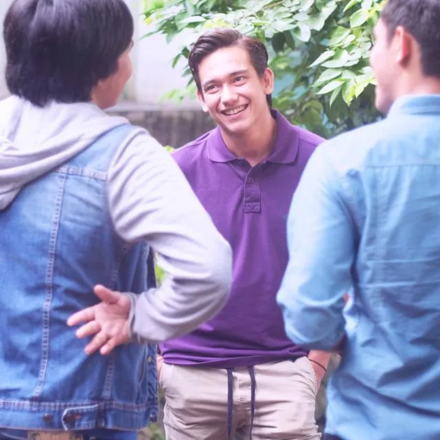 Style Cowok yang Nggak Pernah Gagal Bikin Cewek Deg-degan Tiap Kali Berpapasan 10