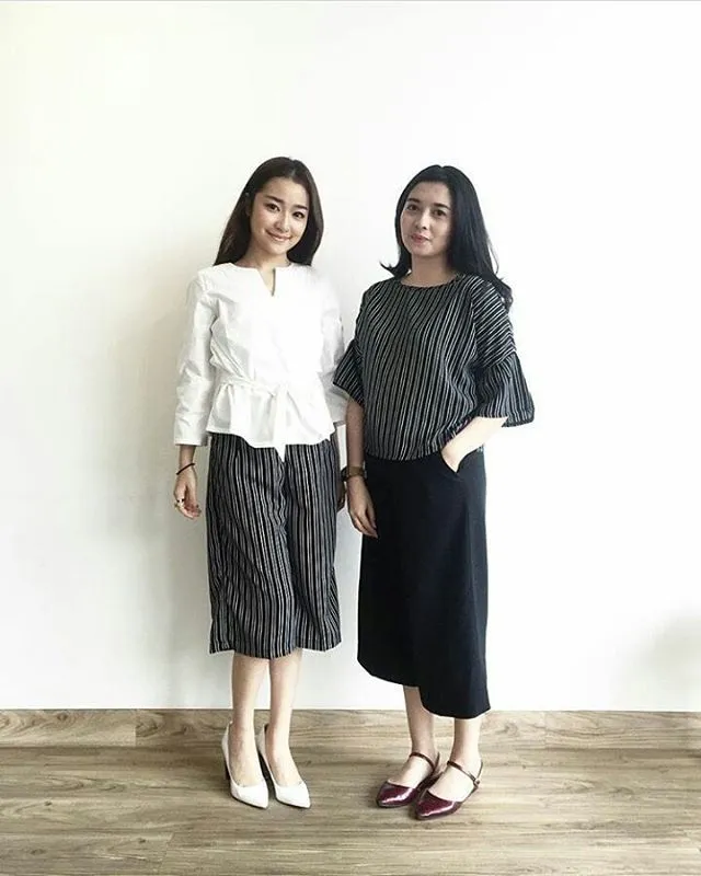 Serba-serbi Kreasi Kain Lurik untuk Kartini Masa Kini, Nggak Cuma Bisa Jadi Kebaya Saja, Lho! 28