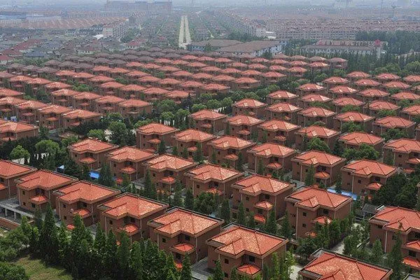 Desa Huaxi, Desa yang Paling Kaya Sedunia. Setiap Penduduknya Punya Tabungan Sebesar 3,2 Milyar! 6