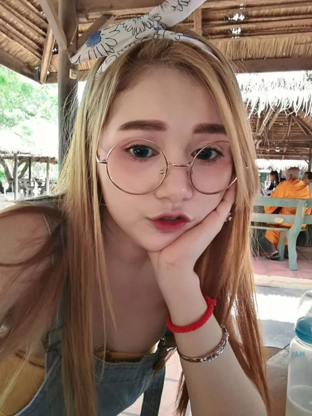 Banyak yang Bilang Suami-Istri Ini Tidak Cocok Fisiknya, Lah Ribet Amat, Mereka Aja Bahagia 6