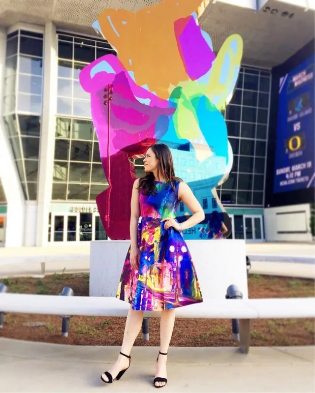 OOTD Biasa? Bosan Ah. Kamu Harus Lihat Cewek Pakai Baju dan Background Samaan Begini 22