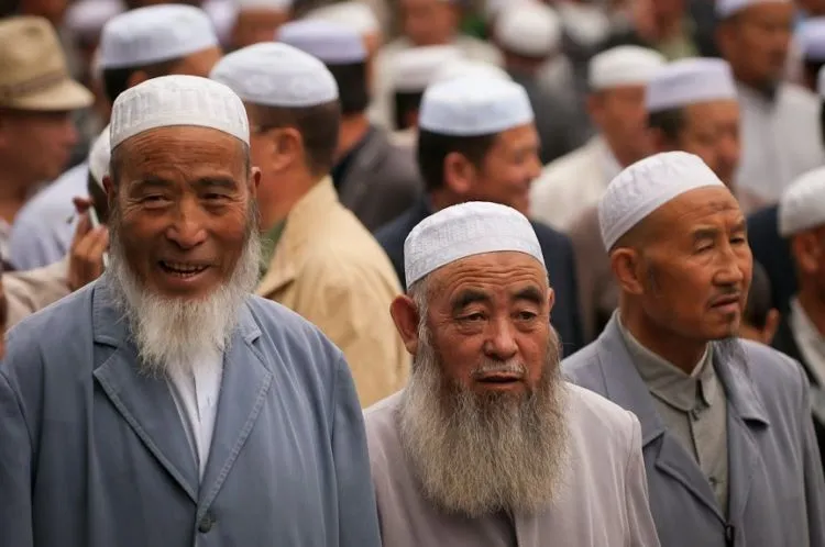 Toleransi Agama Makin Menipis. Sekarang Giliran Cina yang Larang Pemakaian Hijab dan Jenggot Panjang 7