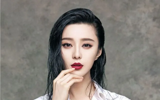 Lipstik Warna Merah Memang Istimewa, Inilah 5 Karakter Cewek yang Gemar Memakainya 7