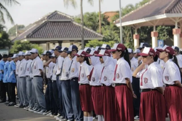 Pakai Seragam Sekolah Tiap Hari, Tapi Mungkin Dikit yang Tahu Makna atau Kenapa Warnanya Beda-beda 11
