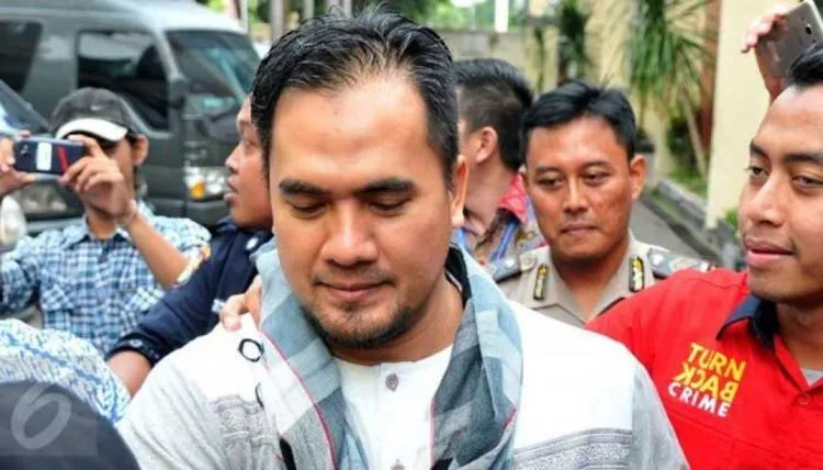 Mulai Bang Ipul Hingga Dekan Kampus Ternama, Saat Ini Cowok Juga Bisa Jadi Korban Pelecehan Seksual! 5