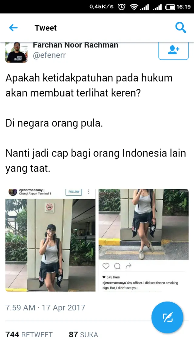 Djenar Maesa Ayu Merokok di Depan Rambu Dilarang Merokok Bandara Changi, Singapura. Netizen pun Gerah! 5