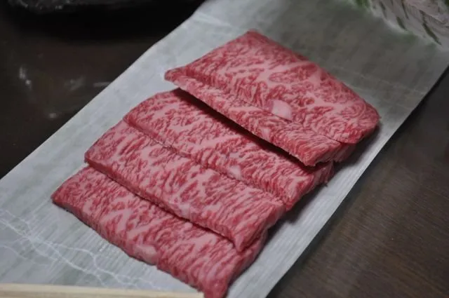 Daging Sapi Seharga Rp4,2 Juta Sekilo Bukan Fiksi. Ini Alasan Kenapa Kobe Beef Dihargai Semahal Itu 25