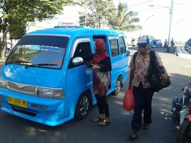 Banyak Kejadian Berbahaya Mengintai Penumpang Angkutan Umum. Cari Aman dengan Jalani 6 Trik Ini 8