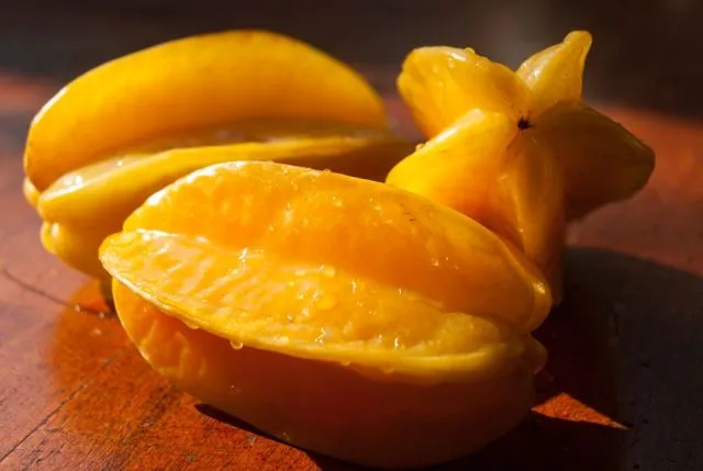 Hati-hati! Banyak yang Tak Sadar, 6 Makanan Ini Ternyata Punya Racun Alami yang Cukup Berbahaya Lho 9