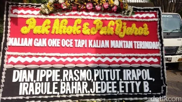 14 Karangan Bunga Unik untuk Ahok-Djarot dari Pendukungnya, Semoga Tidak Larut dalam Kekalahan 21