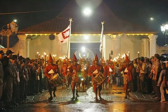 Menguak Suara Misterius Drum Band di Jogja Pada Dini Hari. Begini Penjelasan yang Harus Kamu Tahu! 4
