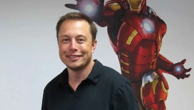 Teknologi Emang Luar Biasa, Superhero pun Kalah! Lihat Deh 4 Transformasi Orang Ini Jadi Iron Man 2