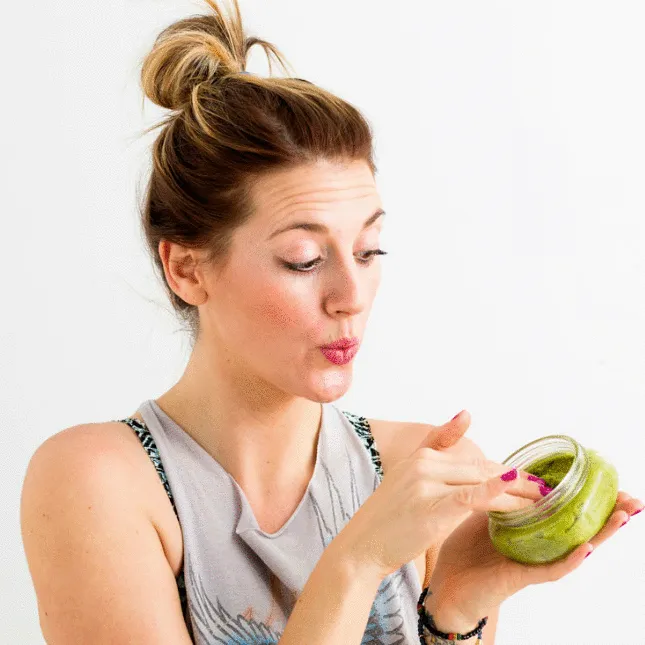 4 Bahan Ini Memudarkan Bekas Jerawat Dengan Natural. Ngapain Beli Produk Mahal? 4