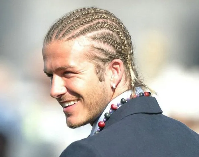 Ingin Tampil Beda, 10 Gaya Rambut Cowok Ini Malah Bikin Ngakak. Nomor Terakhir Paling Epic Sih! 14