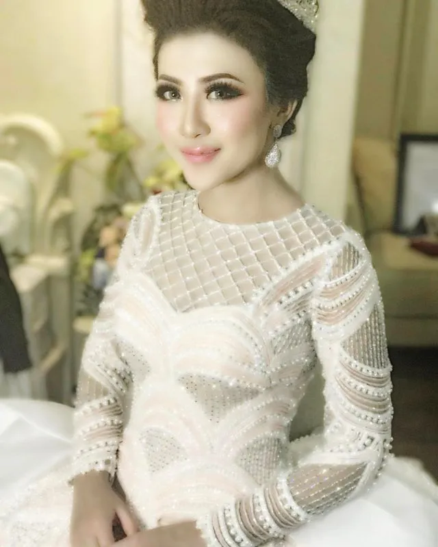 Diakui Oleh Daily Mail, Gaun Pengantin Rancangan Indonesia ini Jadi Gaun Paling Popular di Instagram. Sebagus Apa Sih? 13