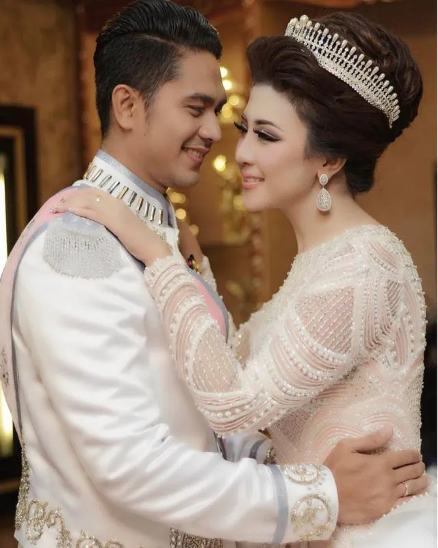 Diakui Oleh Daily Mail, Gaun Pengantin Rancangan Indonesia ini Jadi Gaun Paling Popular di Instagram. Sebagus Apa Sih? 14