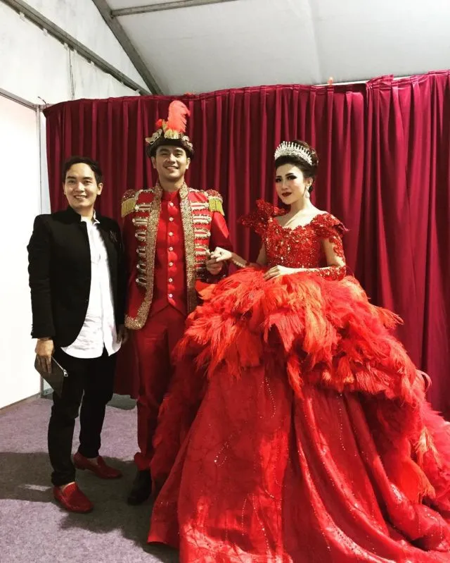 Diakui Oleh Daily Mail, Gaun Pengantin Rancangan Indonesia ini Jadi Gaun Paling Popular di Instagram. Sebagus Apa Sih? 17