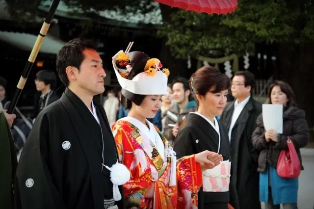 Orang Jepang Ogah Nikah Dini, Sementara Kita Suka Buru-Buru, Inilah Beda Alasan dan Risikonya 5