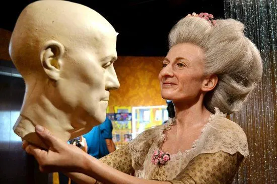 Patung Jelek Ramai Dibicarakan. Kalau Mau Mirip, Lihat Deh 9 Kreasi Madame Tussaud yang Wow Banget! 12