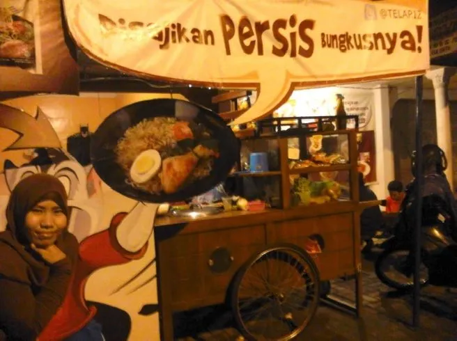 11 Contoh Spanduk Makanan untuk Warung yang Unik 24