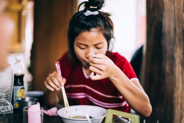 6 Hal yang Bisa Cewek Lakukan Sendiri, Karena Punya Pacar Bukan Berarti Berhenti Mandiri 12