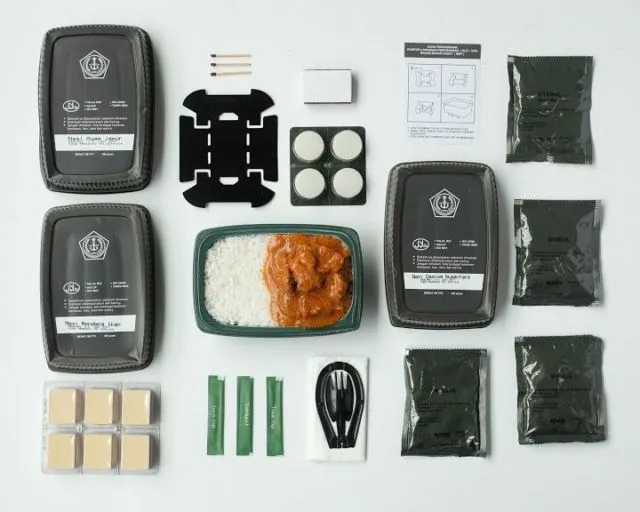 Ransum atau Makanan Tentara Ini Kayaknya Lezat Sih, Tapi Kok Sering Dijadikan Challenge Ya? 4