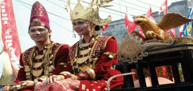 Tradisi Kawin Lari dan Culik di Berbagai Daerah. Ada yang Dianjurkan Tapi Ada Juga yang Dilarang! 7