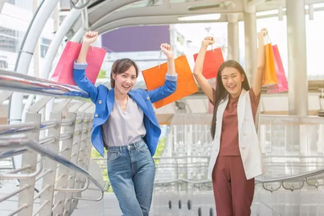 Buatmu yang Suka Sendiri Kemana-mana, 6 Hal Ini Sayang Buat Ditolak Begitu Saja. Coba Aja! 11