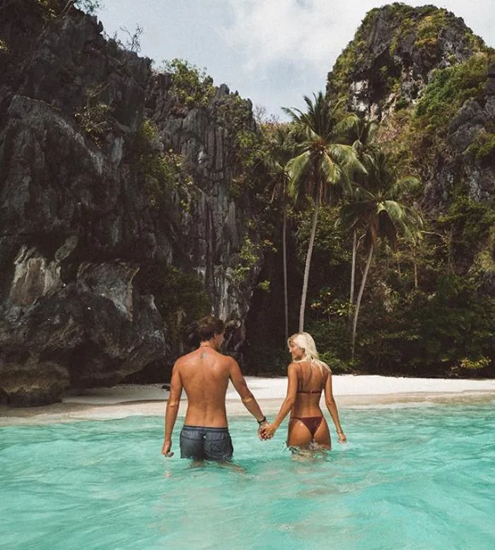 Kisah Cinta Kekinian, Dua Selebgram Jatuh Cinta dan Keliling Dunia. Satu Fotonya Dihargai 100 Juta! 13