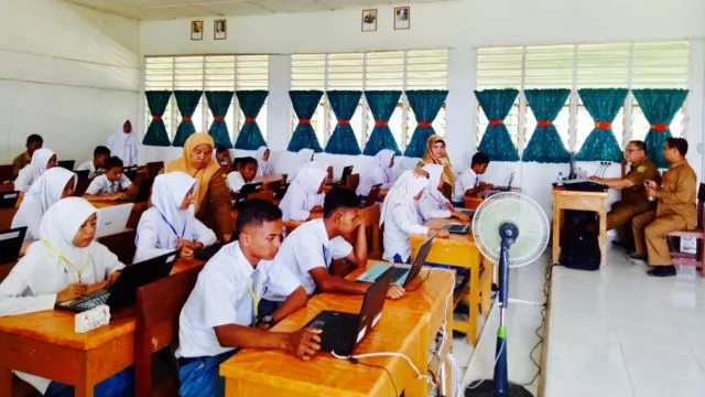 Harga Mahal untuk Sebuah Kejujuran, Siswi SMK Bunuh Diri Setelah Coba Ungkap Kecurangan UNBK 15