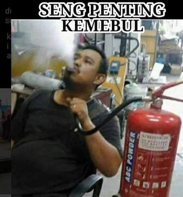 Kasih 13 Meme Ini Buat Temanmu yang Doyan Nge-Vape, Siapa Tahu Bisa Jadi Introspeksi 17
