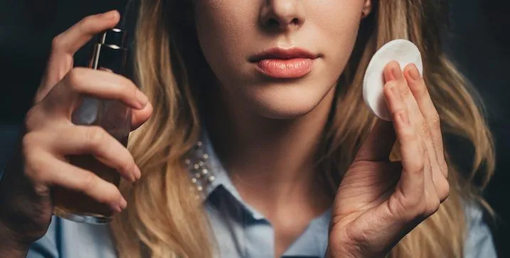 9 Jenis Kosmetik yang Kegunannya Dipertanyakan. Daripada Boros, Mending Nggak Beli 'Kan? 13