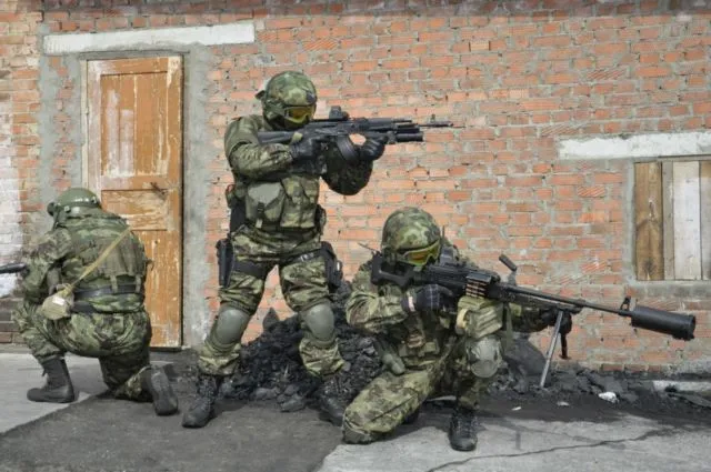 8 Pasukan Elit Terkuat di Dunia. Bukan Cuma Andalkan Peralatan Militer Berat, Skill-nya Wow Banget 10