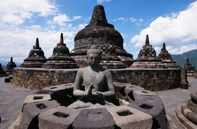 10 Hal Mengejutkan di Balik Kemegahan Candi Borobudur yang Harus Kamu Tahu 17