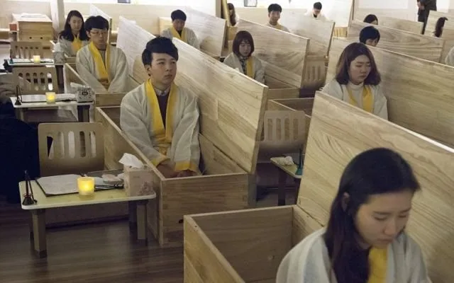 Inilah Petugas Penyelamat Bunuh Diri di Korea Selatan, Sigap Atasi yang Buta Mata Karena Putus Asa 8