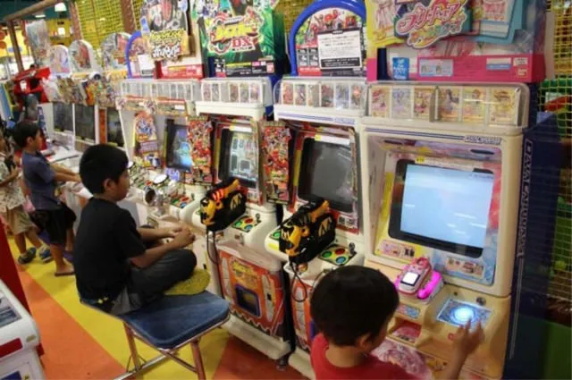 4 Keseruan Ini Bisa Kamu Temukan di Mall dengan Cuma-Cuma. Cukup Modal Niat Aja! 6