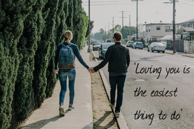 13+ Foto Bareng Pacar dengan Caption yang Keren 28