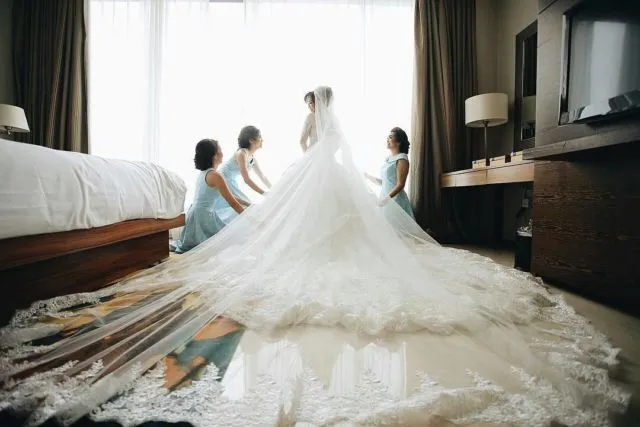 Ide Pose Cantik Saat Foto Bareng Bridesmaids Ini Bisa Kamu Tiru, Demi Album Kenangan Momen Bahagiamu 44