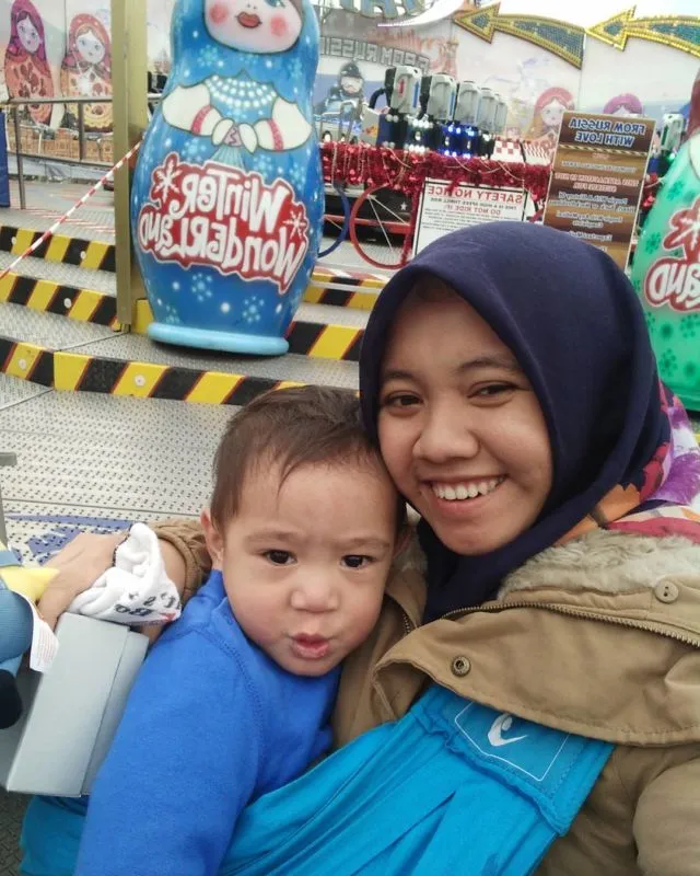 4 Baby-Sitter yang Ikut Populer Gara-gara Mengasuh Anak Artis, Sudah Mirip Selebgram Aja Nih 6