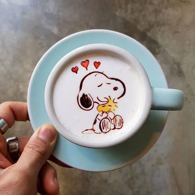 Beda dari Latte Art Biasa, 9 Kreasi Kopi Ini Memukau Abis! Padahal Ya Cuma dari Buih Susu Diwarnai 15