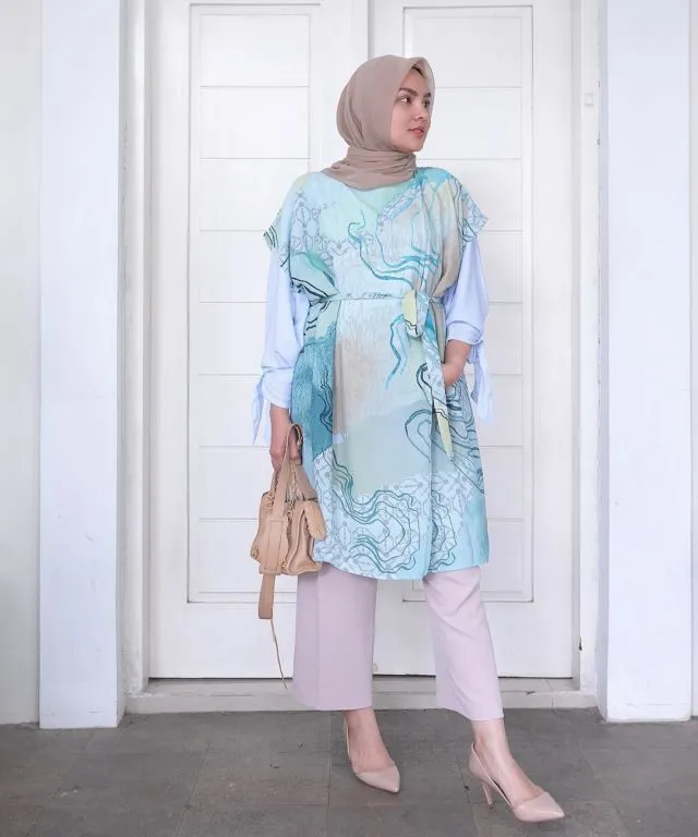 9 Style Hijab Warna Pastel Buat Sambut Ramadhan. Hayo, Kamu Suka yang Mana? 16