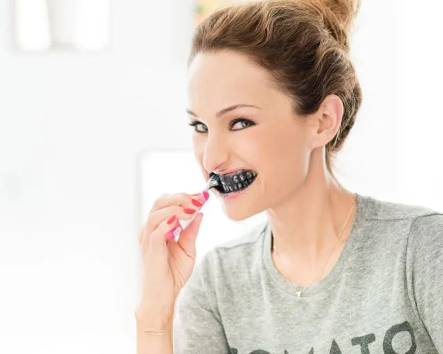 8 Produk Kecantikan Berbahan Activated Charcoal alias Arang Aktif Untuk Bersihkan Kulit dengan Maksimal 13