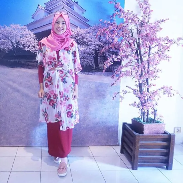 Walau Nggak Beli Baju Baru, 9 Mix & Match Baju Lamamu Ini Tetap Kece Dipake Buat Lebaran 11