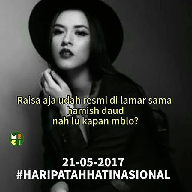 13 Meme Menyambut Hari Patah Hati Nasional: Raisa-Hamish Resmi Bertunangan! 15