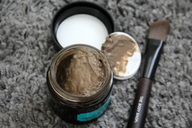 8 Produk Kecantikan Berbahan Activated Charcoal alias Arang Aktif Untuk Bersihkan Kulit dengan Maksimal 14